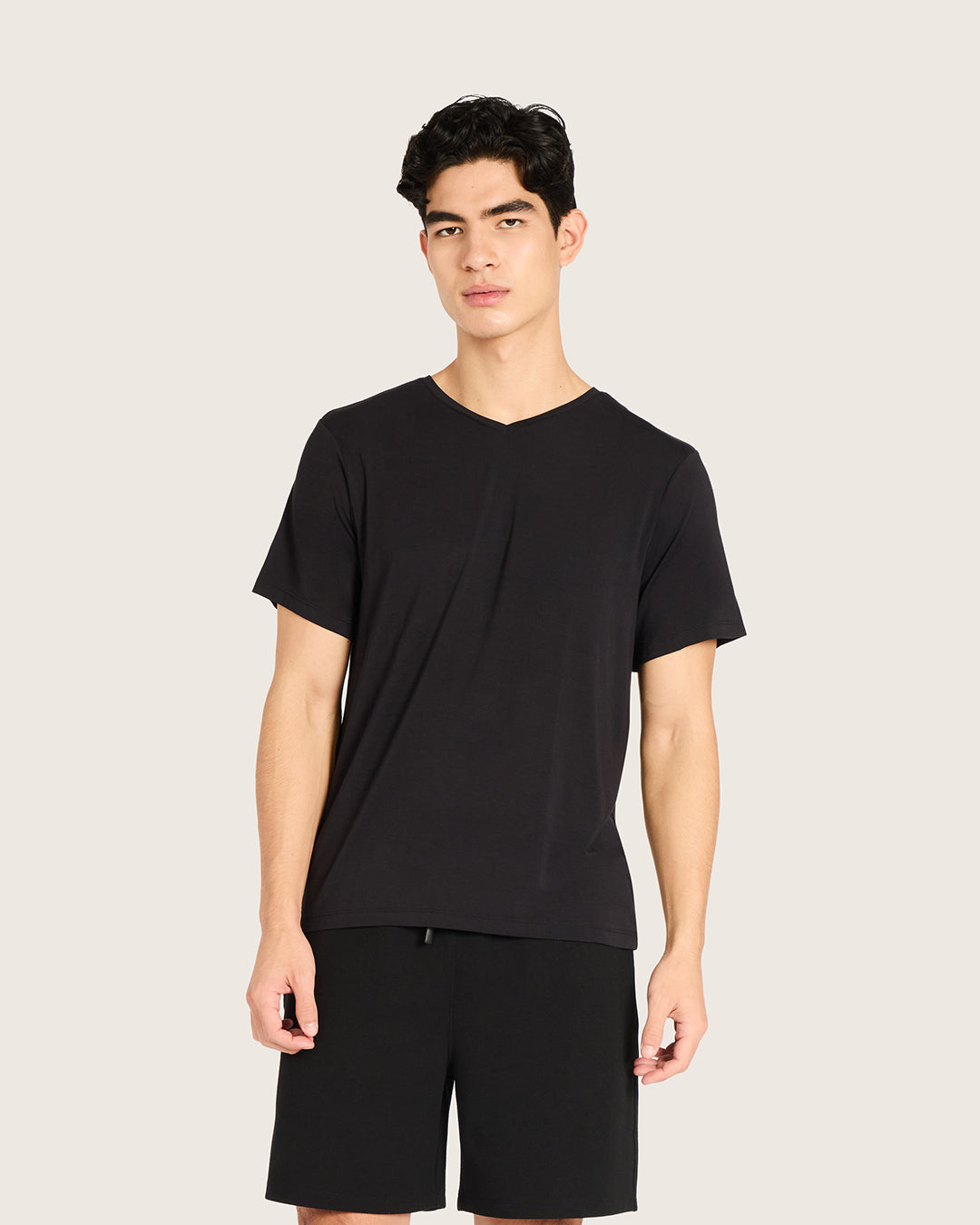 【5/31削除】yo biotop basic tee Men's Bamboo Base Layer V-Neck T-Shirt in Black – Boody US