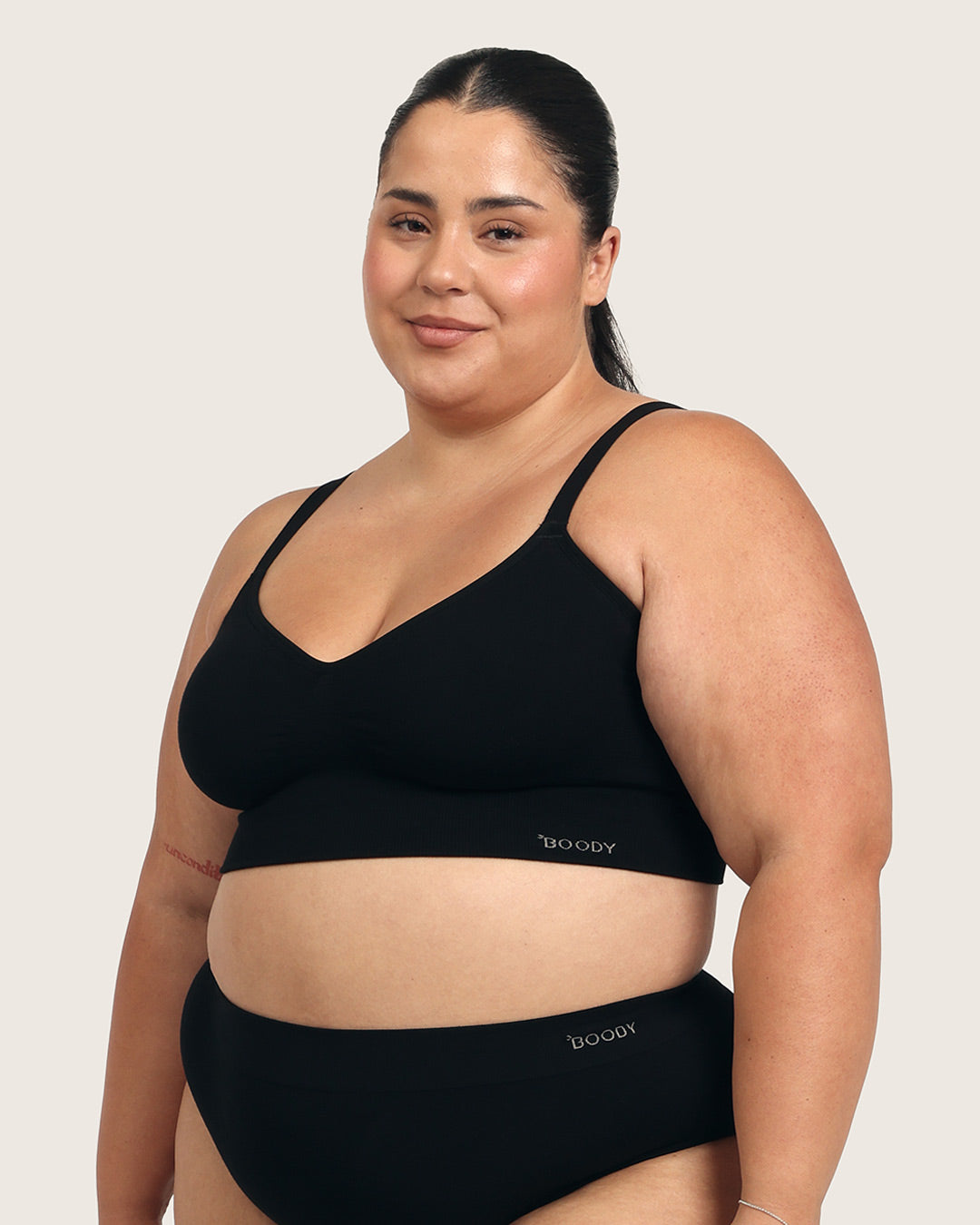 Wireless Low Back Bra - Black