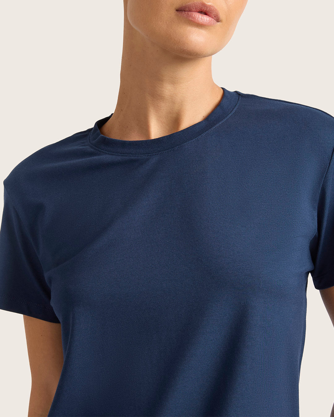 Women's Classic Crew Neck T-Shirt - Navy
