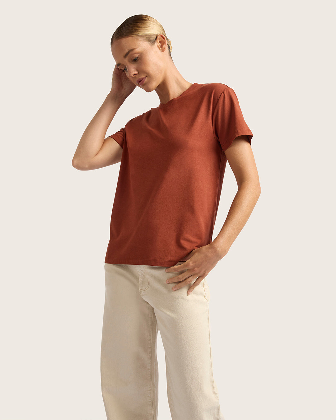 Women's Classic Crew Neck T-Shirt - Rust