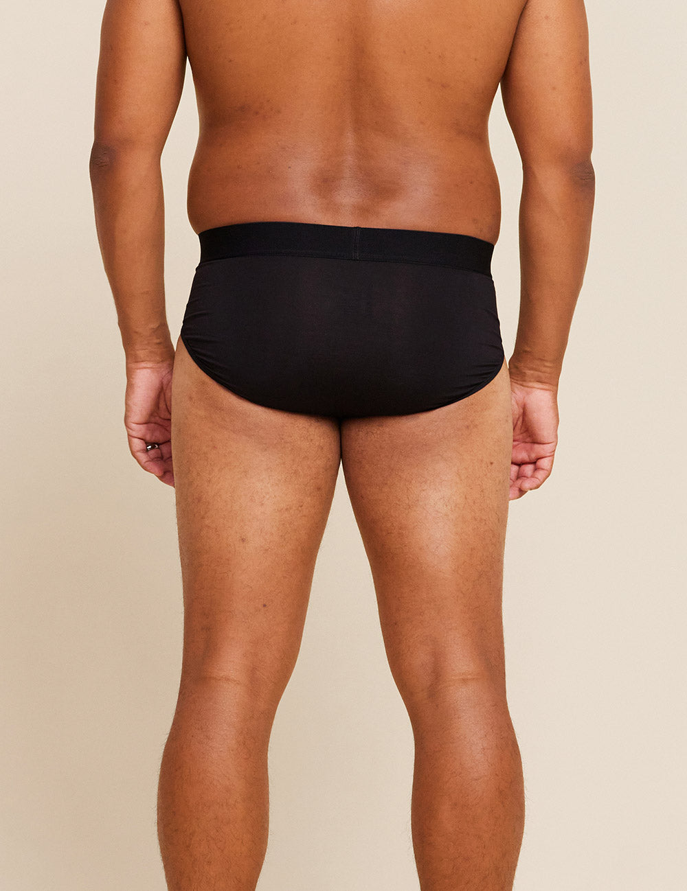 B10842_BLACK_Men's Everyday Briefs_3.jpg