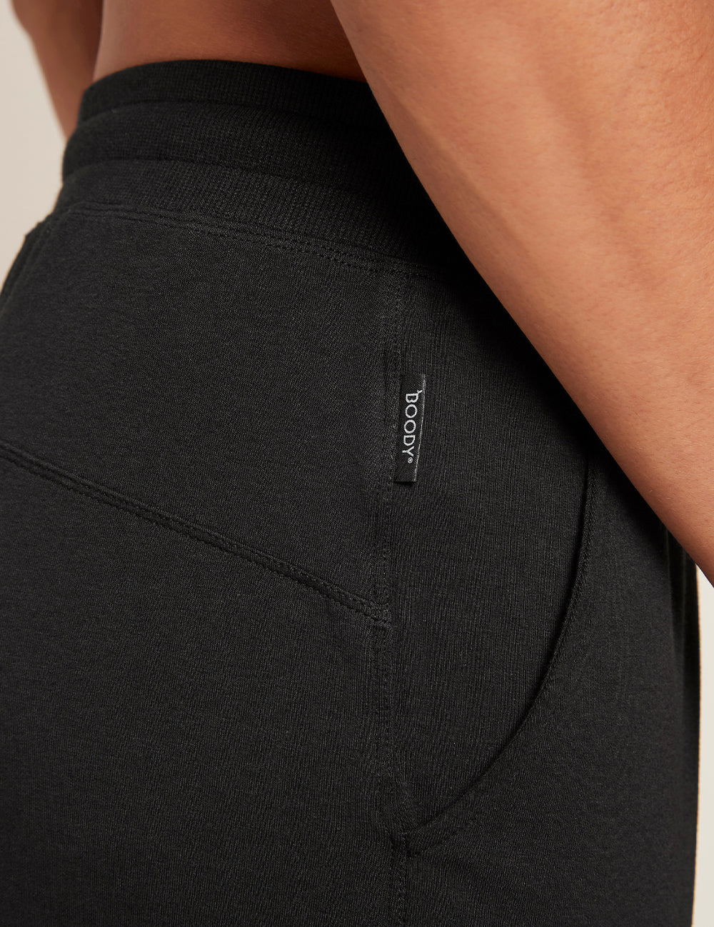 Men_s-Weekend-sweatpants-Black-Detail.jpg