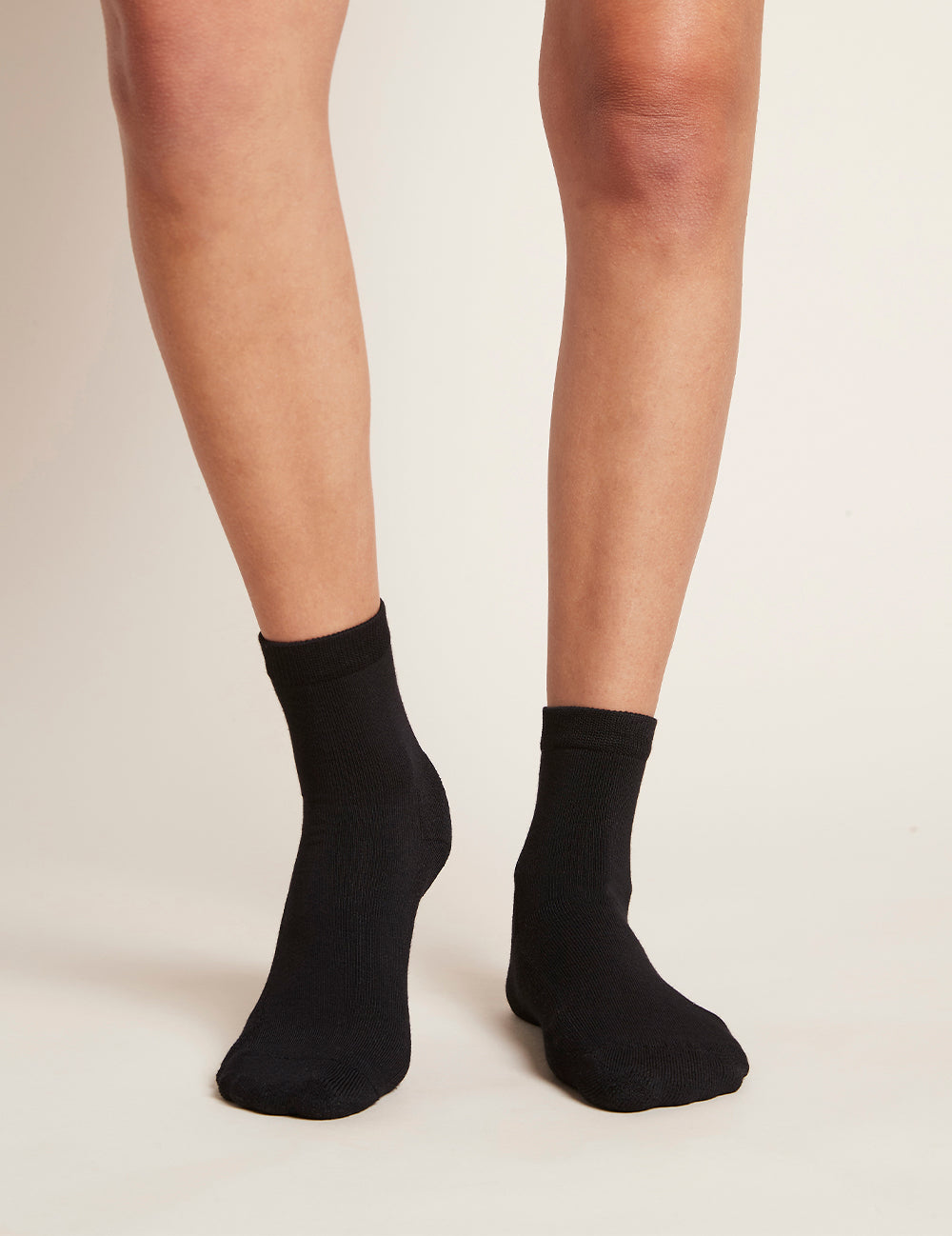 Women_s-Everyday-Ankle-Socks-2.0-Black-Front_762b89fd-9883-4c89-b8b9-67ea9a4e60ca.jpg