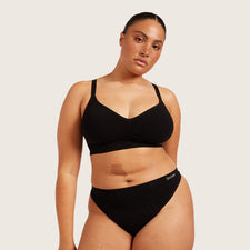 Model's Headshot - Caitlin Murphy