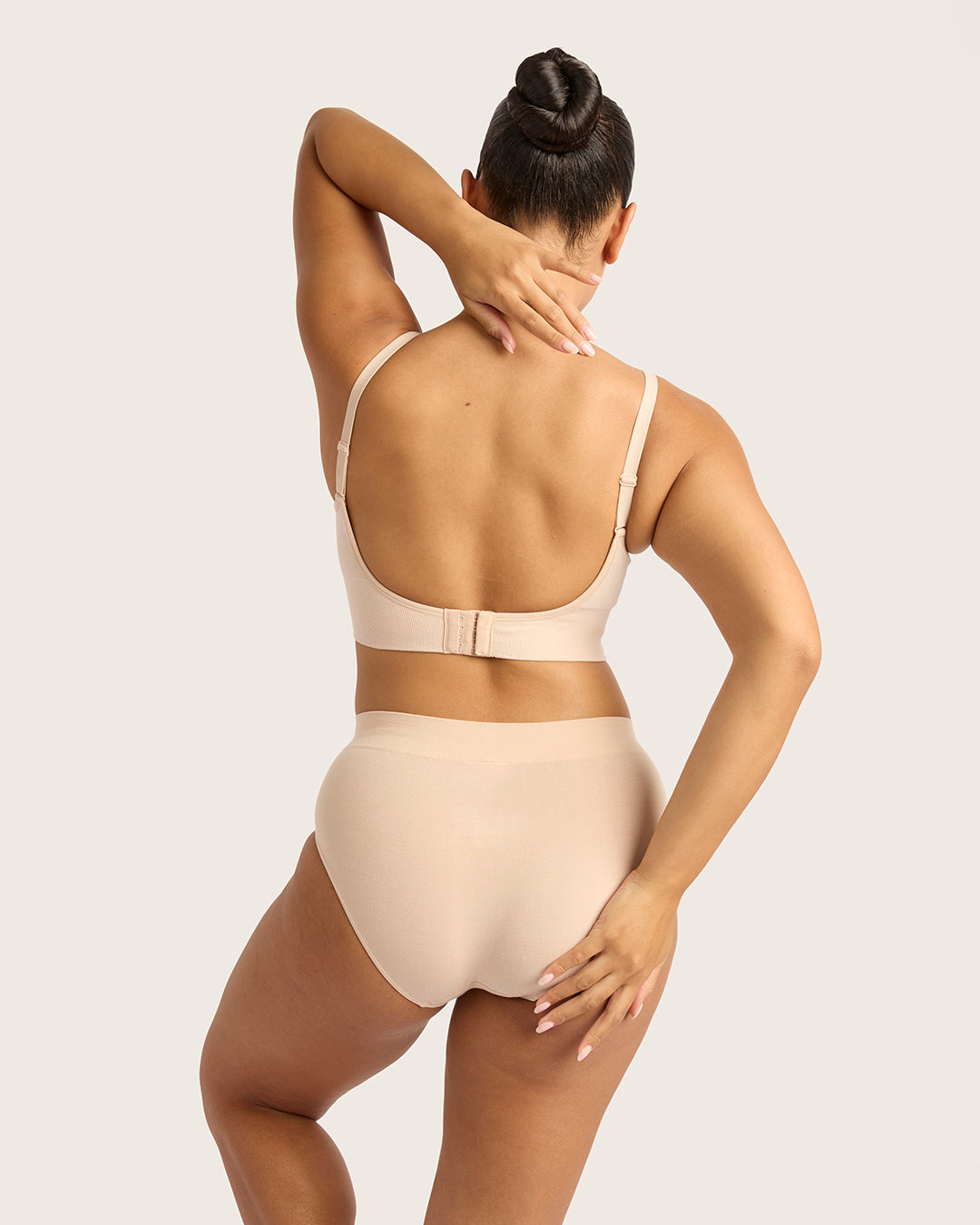 Wireless Low Back Bra - Shell