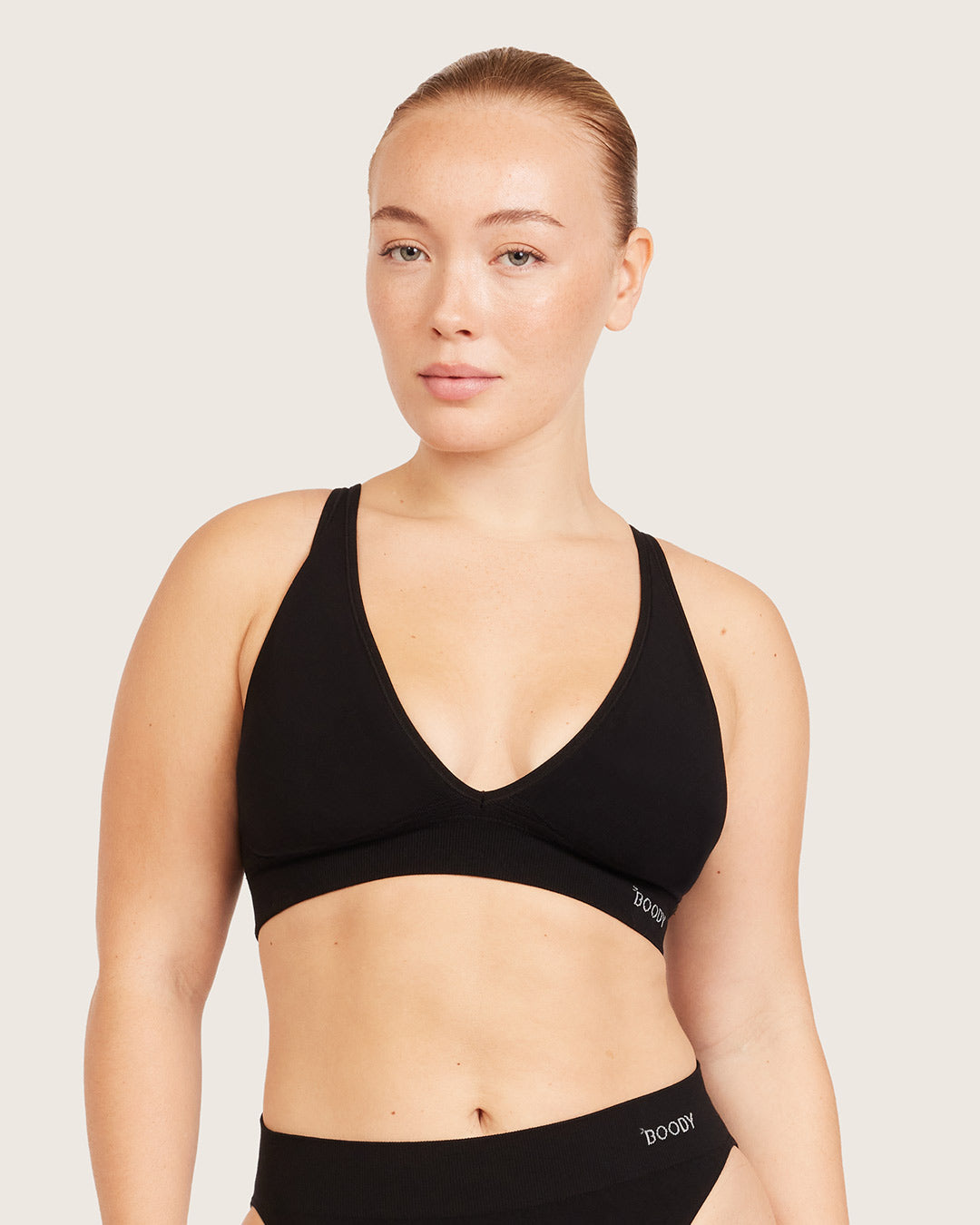 Wireless Plunge Bralette - Black
