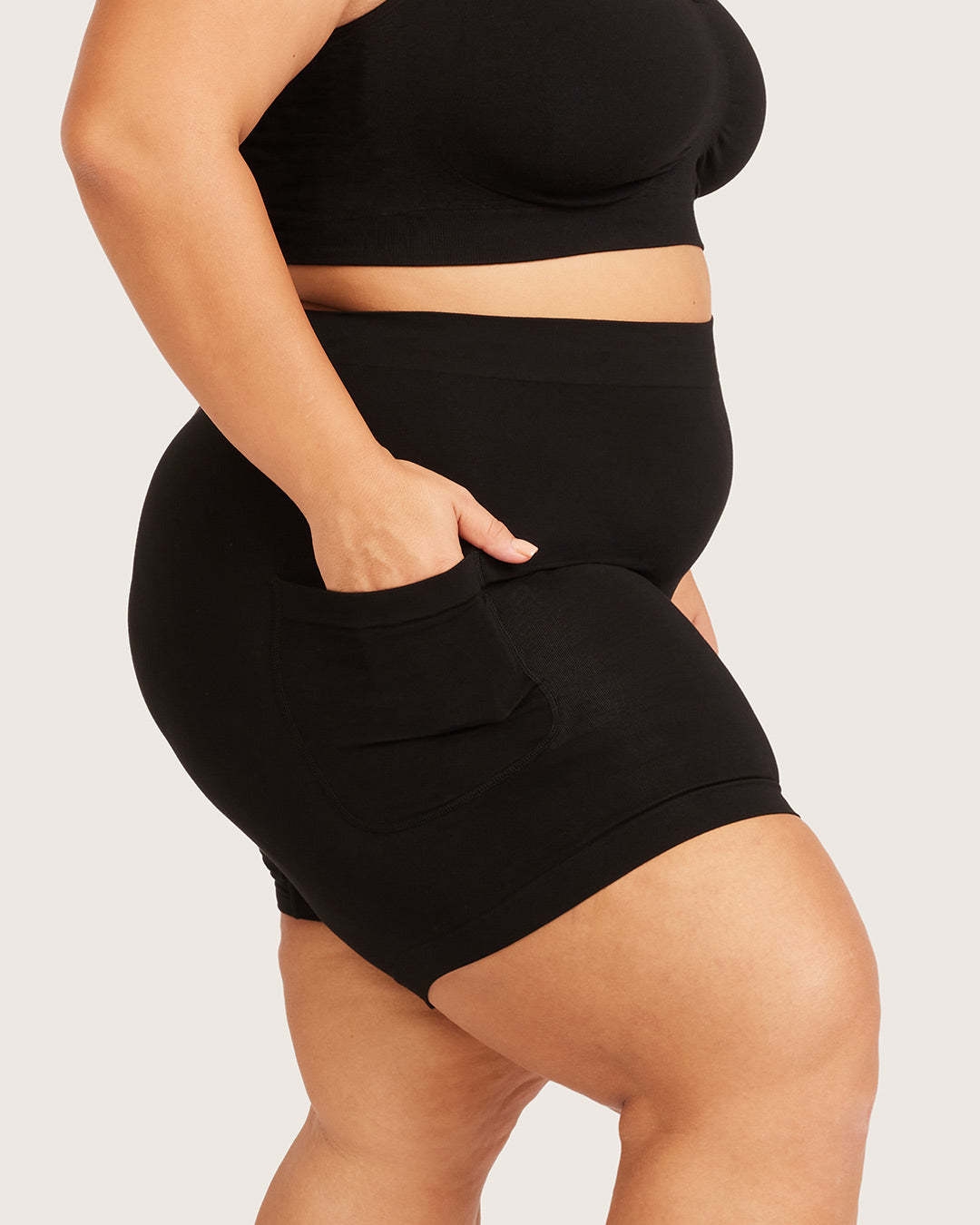 Seamfree Undershort with Pocket 6