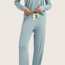 Model's Headshot - Kayleigh Grant