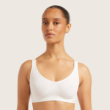 Model's Headshot - Loren Kontaxis