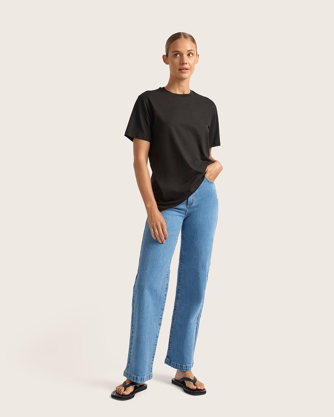 Women's Bamboo Classic Crew Neck T-Shirt in Black – Boody US