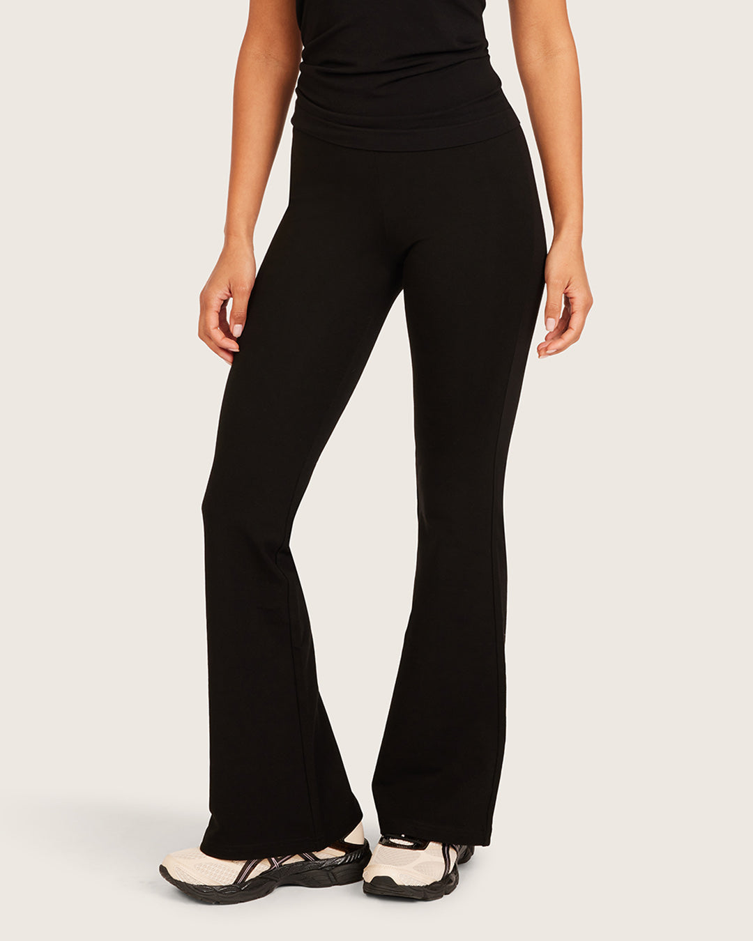 新品未使用　epa highwaist shortpants[BLK] Women's Forme High Waist Flare Pants - Short in Black – Boody US
